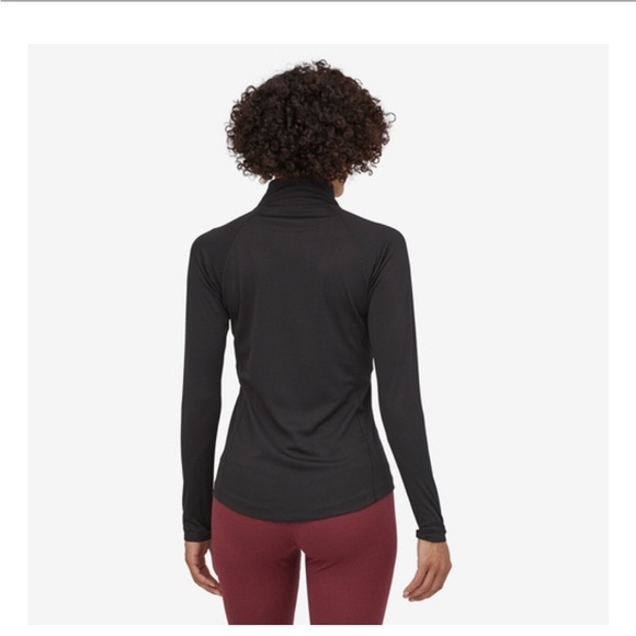 Patagonia Women's Capilene Midweight Zip-Neck black size Medium, thumb hooks - Picture 3 of 9
